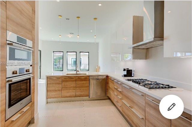 3412 Emerson Lane, Hollywood, FL 33312
