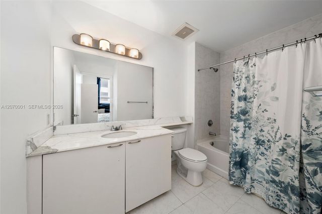 234 NE 3rd Street 602, Miami, FL 33132