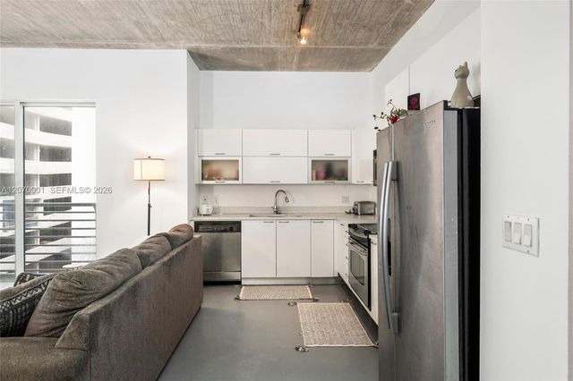 234 NE 3rd Street 602, Miami, FL 33132