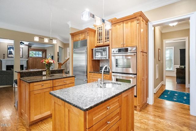 108 Cross Creek Drive, Chapel Hill, NC 27514