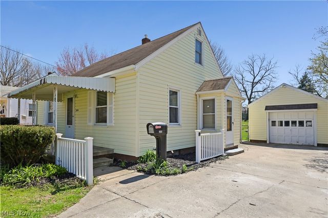 2806 33rd Street NE, Canton, OH 44705