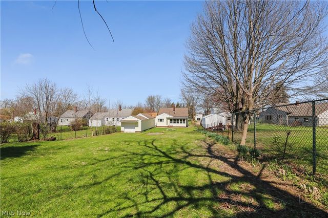 2806 33rd Street NE, Canton, OH 44705