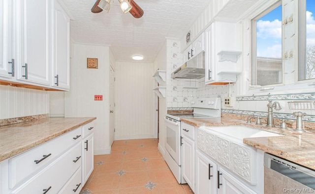 297 Otis Avenue, Staten Island, NY 10306