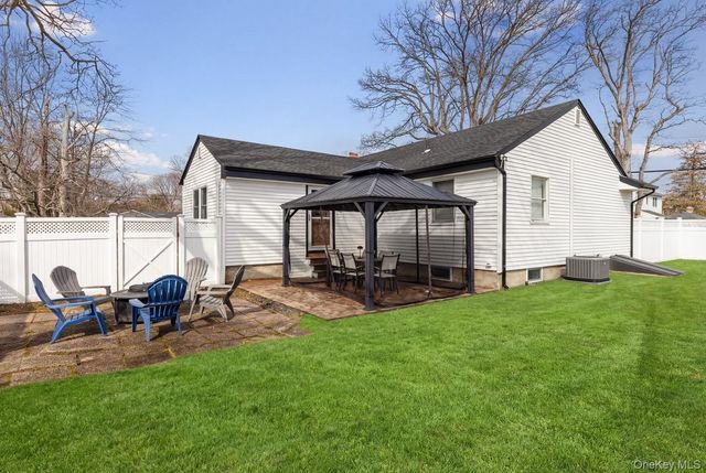 38 Chenango Drive, Bay Shore, NY 11706