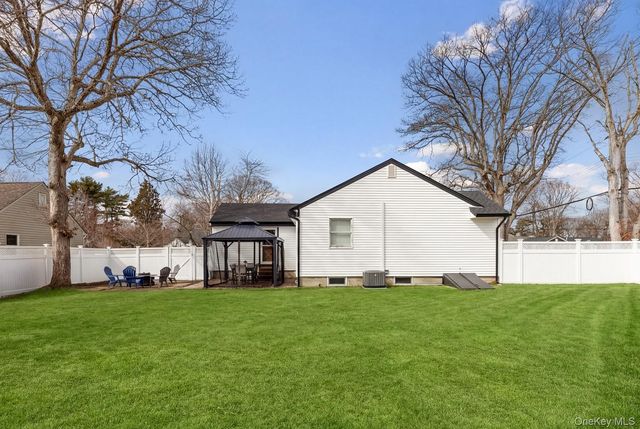 38 Chenango Drive, Bay Shore, NY 11706