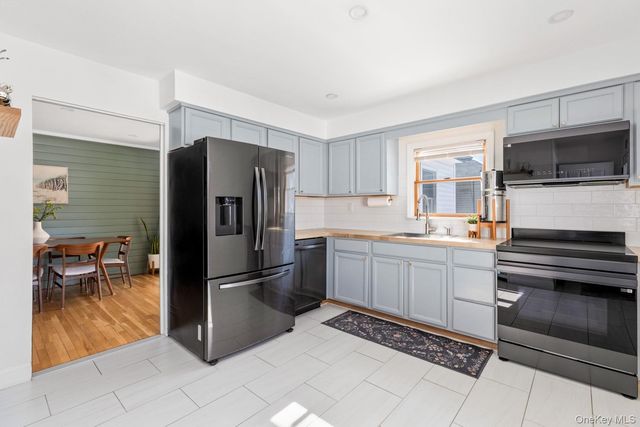 38 Chenango Drive, Bay Shore, NY 11706