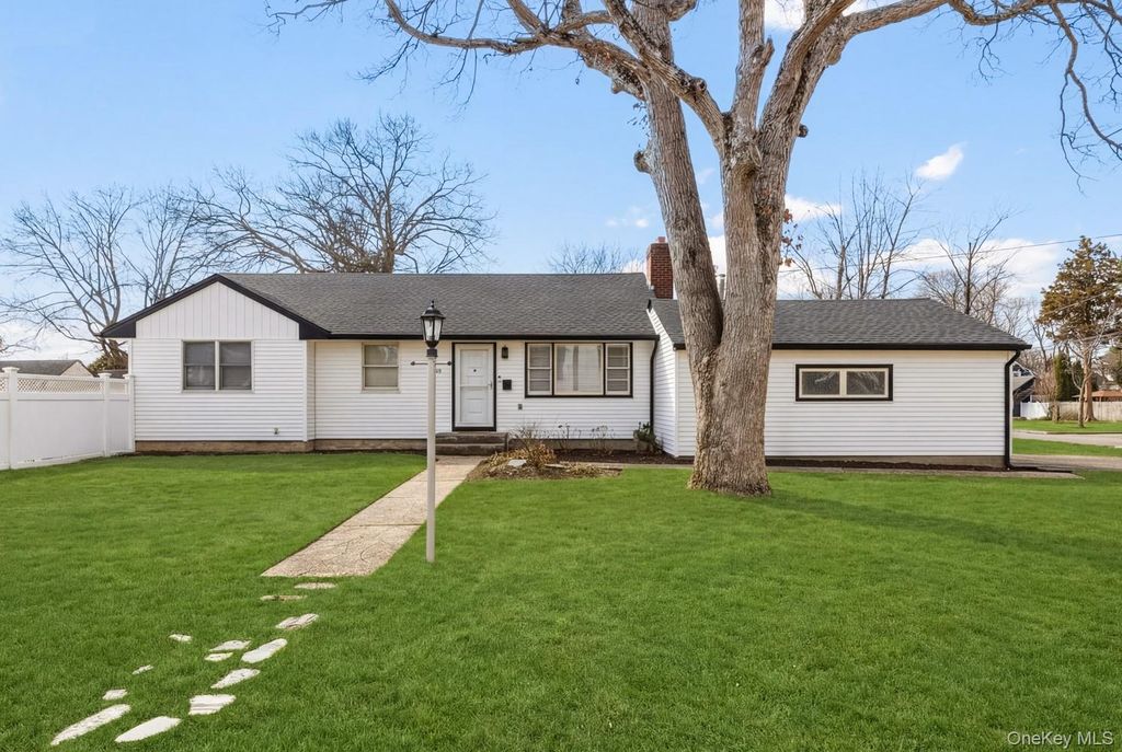 38 Chenango Drive, Bay Shore, NY 11706