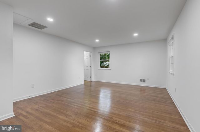 1402 MULLINS ST, Silver Spring, MD 20904