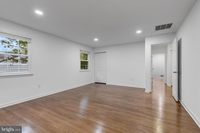 1402 MULLINS ST, Silver Spring, MD 20904