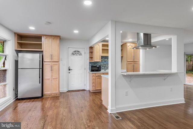 1402 MULLINS ST, Silver Spring, MD 20904