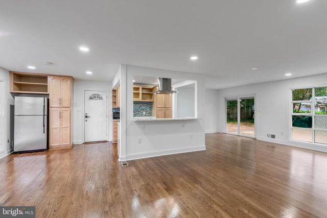 1402 MULLINS ST, Silver Spring, MD 20904