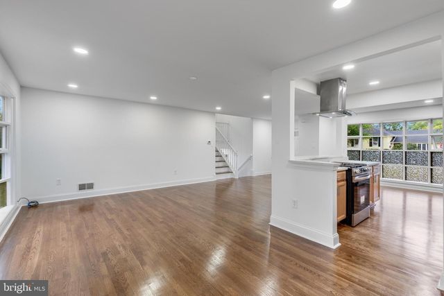 1402 MULLINS ST, Silver Spring, MD 20904