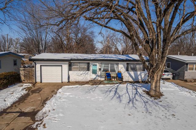 3820 W Westlawn St, Wichita, KS 67203