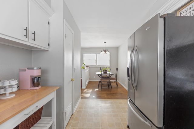 3820 W Westlawn St, Wichita, KS 67203