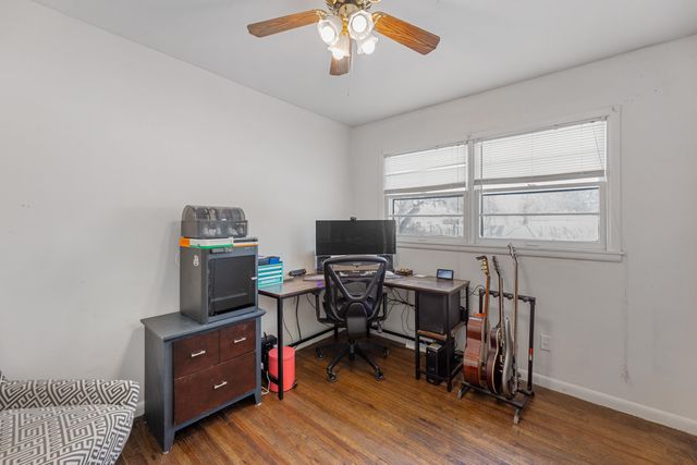 3820 W Westlawn St, Wichita, KS 67203