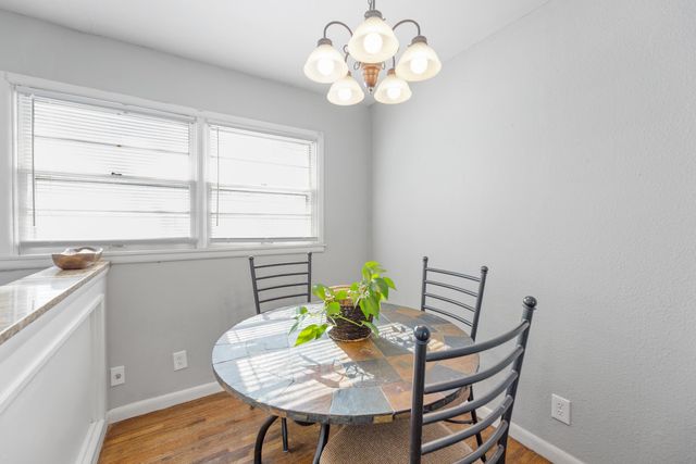 3820 W Westlawn St, Wichita, KS 67203