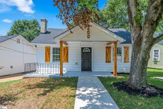 200 Mcdaniel Avenue, Greer, SC 29651