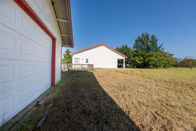 700 County Road 408, Comanche, TX 76442