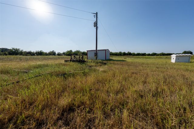 700 County Road 408, Comanche, TX 76442