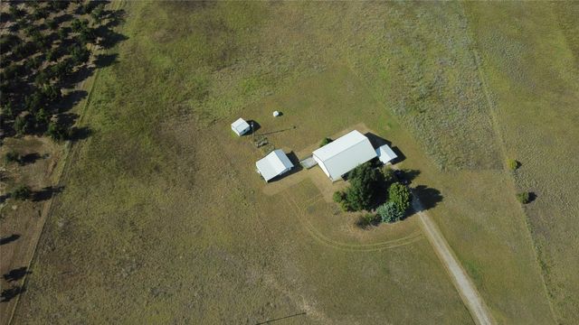 700 County Road 408, Comanche, TX 76442