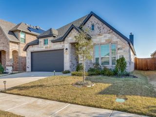 9921 Ginkgo Lane, Fort Worth, TX 76036