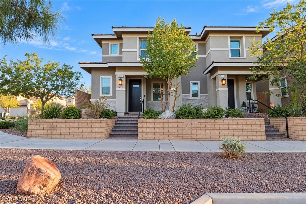 754 North Water Street, Henderson, NV 89015 — exterior