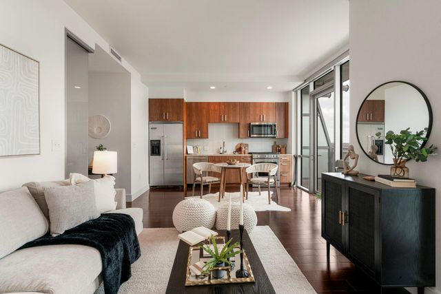 222 West Ave 2204, Austin, TX 78701