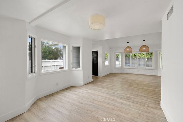 252 E 19th Street, Costa Mesa, CA 92627