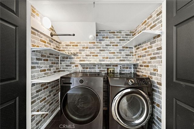 252 E 19th Street, Costa Mesa, CA 92627