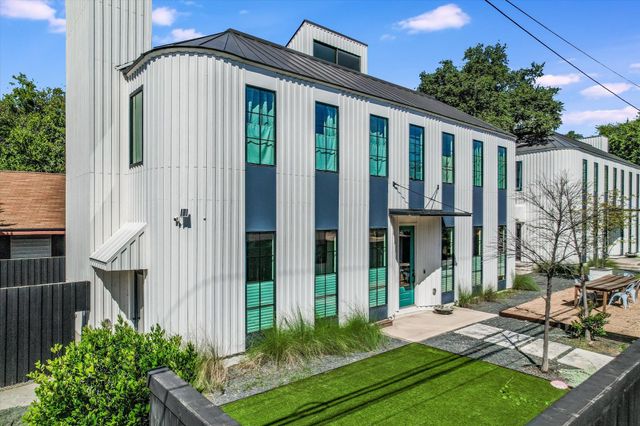 1300 Navasota ST, Austin, TX 78702