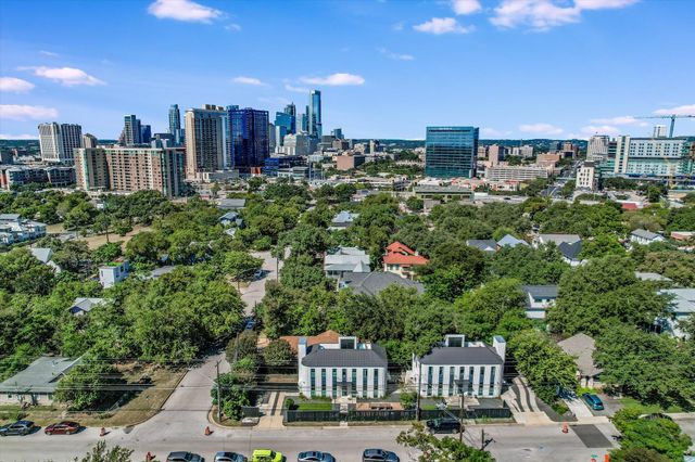 1300 Navasota ST, Austin, TX 78702