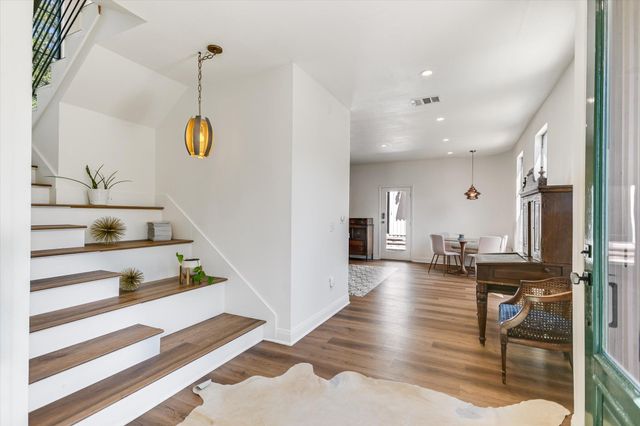 1300 Navasota ST, Austin, TX 78702