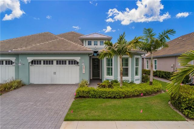 6913 Saona CT, Naples, FL 34113