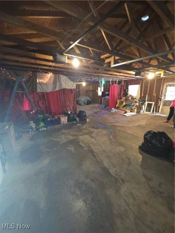 173 Clarencedale Avenue, Youngstown, OH 44512