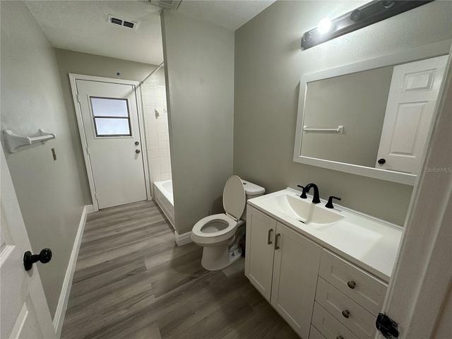 6498 ROYAL TERN STREET, Orlando, FL 32810