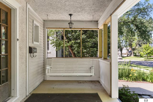 2609 Rathbone Road, Lincoln, NE 68502