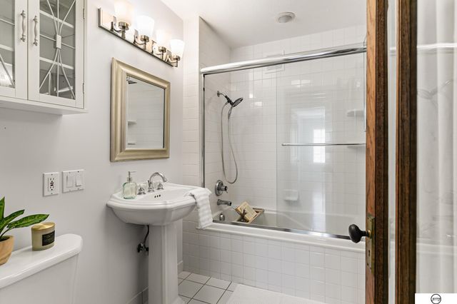 2609 Rathbone Road, Lincoln, NE 68502