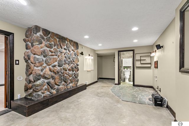 2609 Rathbone Road, Lincoln, NE 68502