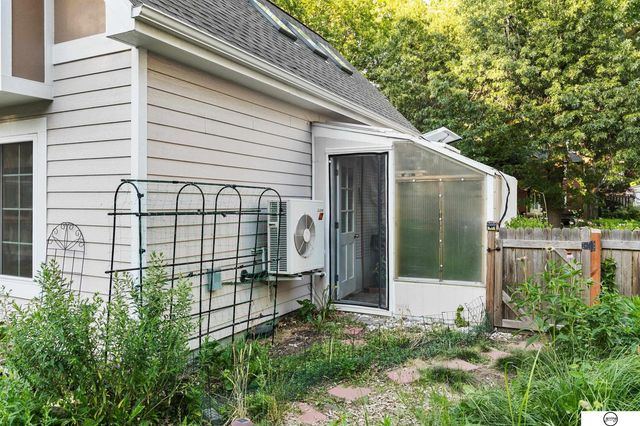 2609 Rathbone Road, Lincoln, NE 68502