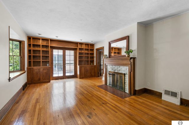 2609 Rathbone Road, Lincoln, NE 68502