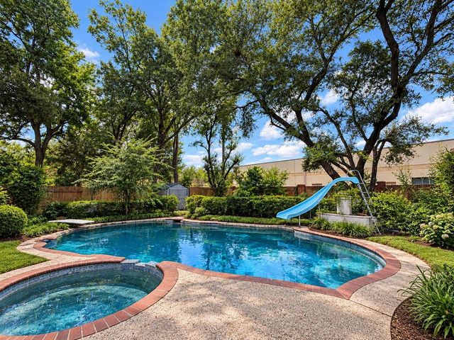 14206 Orchard Farms Lane, Houston, TX 77062