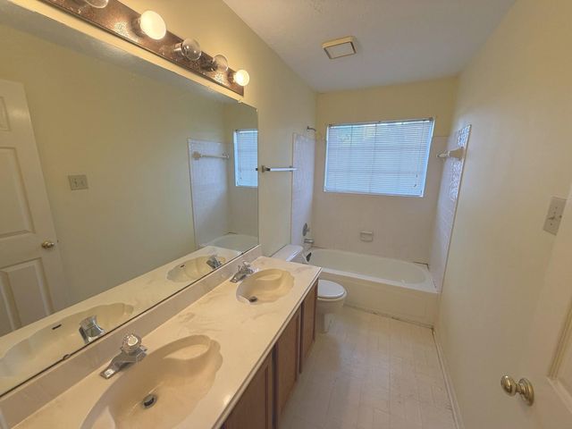 14206 Orchard Farms Lane, Houston, TX 77062