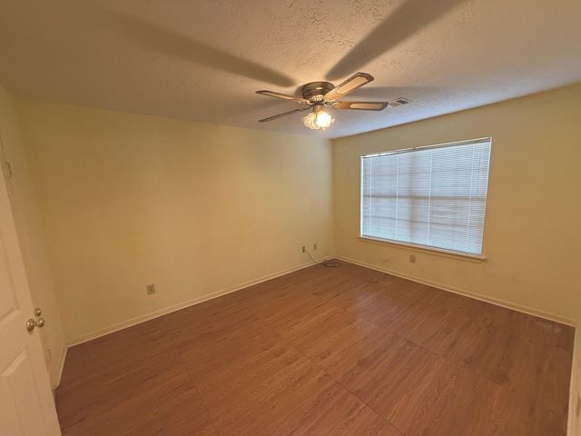 14206 Orchard Farms Lane, Houston, TX 77062