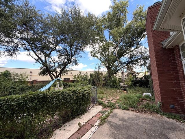 14206 Orchard Farms Lane, Houston, TX 77062