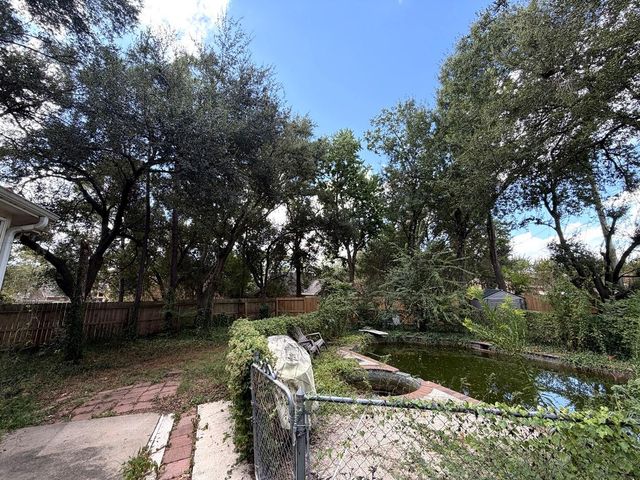 14206 Orchard Farms Lane, Houston, TX 77062