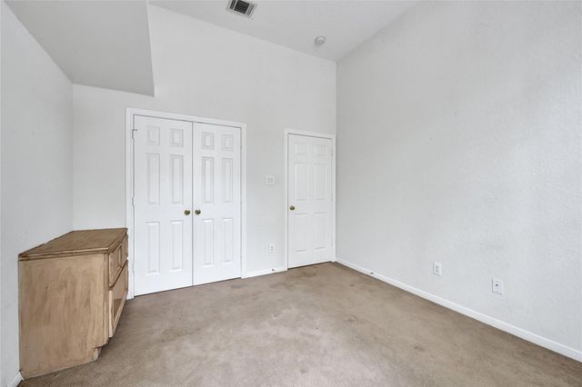 19 S Scarlet Elm Court, The Woodlands, TX 77382