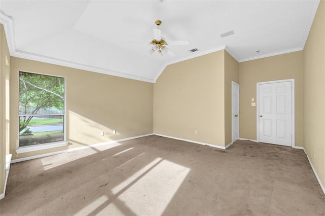 19 S Scarlet Elm Court, The Woodlands, TX 77382