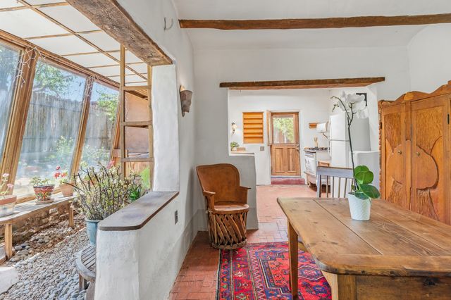 25 Paseo C De Baca, Santa Fe, NM 87507