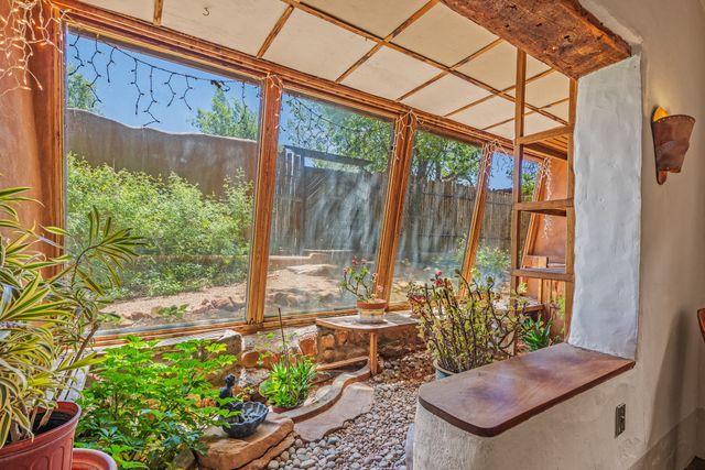 25 Paseo C De Baca, Santa Fe, NM 87507