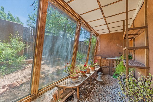 25 Paseo C De Baca, Santa Fe, NM 87507